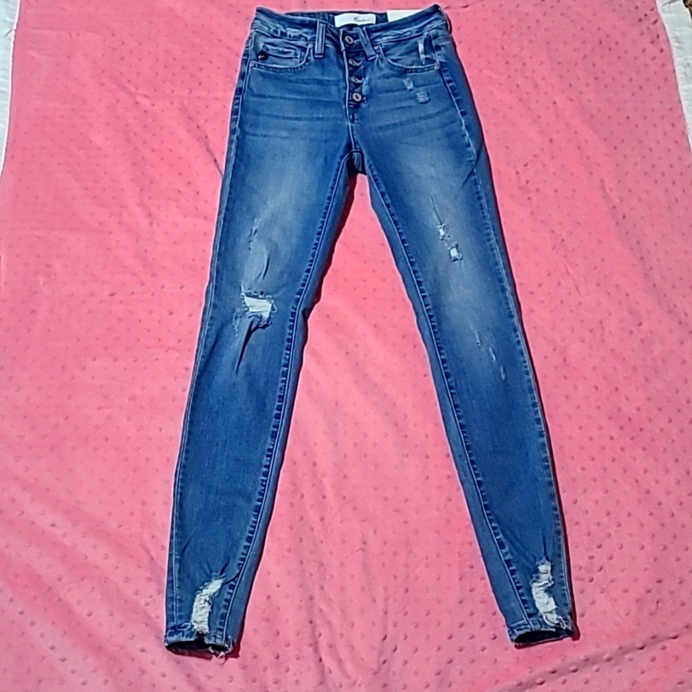 NWT KanCan 24